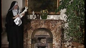 BBC Pie වෙතින් නියම බ්‍රේලින් බේලි සමඟ ගැඹුරු උගුරේ ලිංගික සංසර්ගය