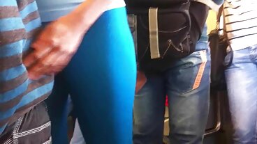 MYLF වෙතින් ආකර්ෂණීය Abella Danger සහ Ava Addams සමඟ අන්තර් වාර්ගික ක්‍රියාව