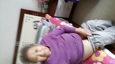 Passion HD වෙතින් උද්යෝගිමත් Allie Nicole සමඟ ගැඹුරු උගුරේ ලිංගික සංසර්ගය